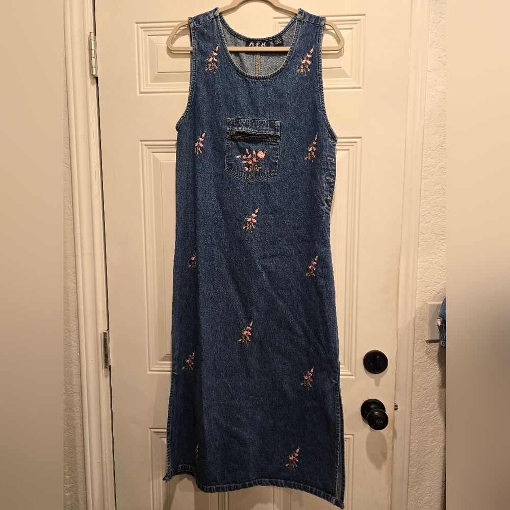 M.P.H. Maxi Embroidered Jean Dress w Pink Floral Designs, Size S